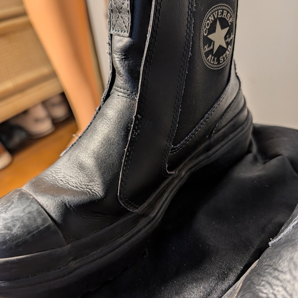 Converse Chuck Taylor black All Star Lugged Leather Chelsea Boots Size 4M, 6W main image 5